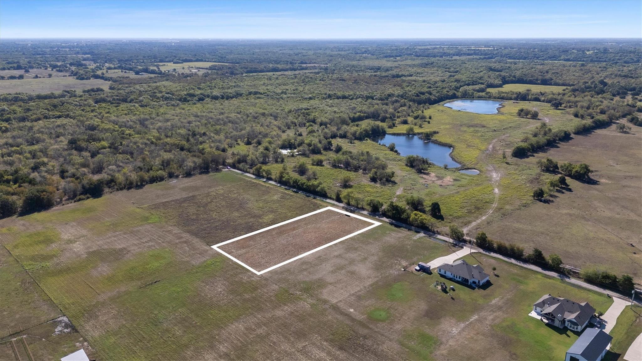 main property photo 8