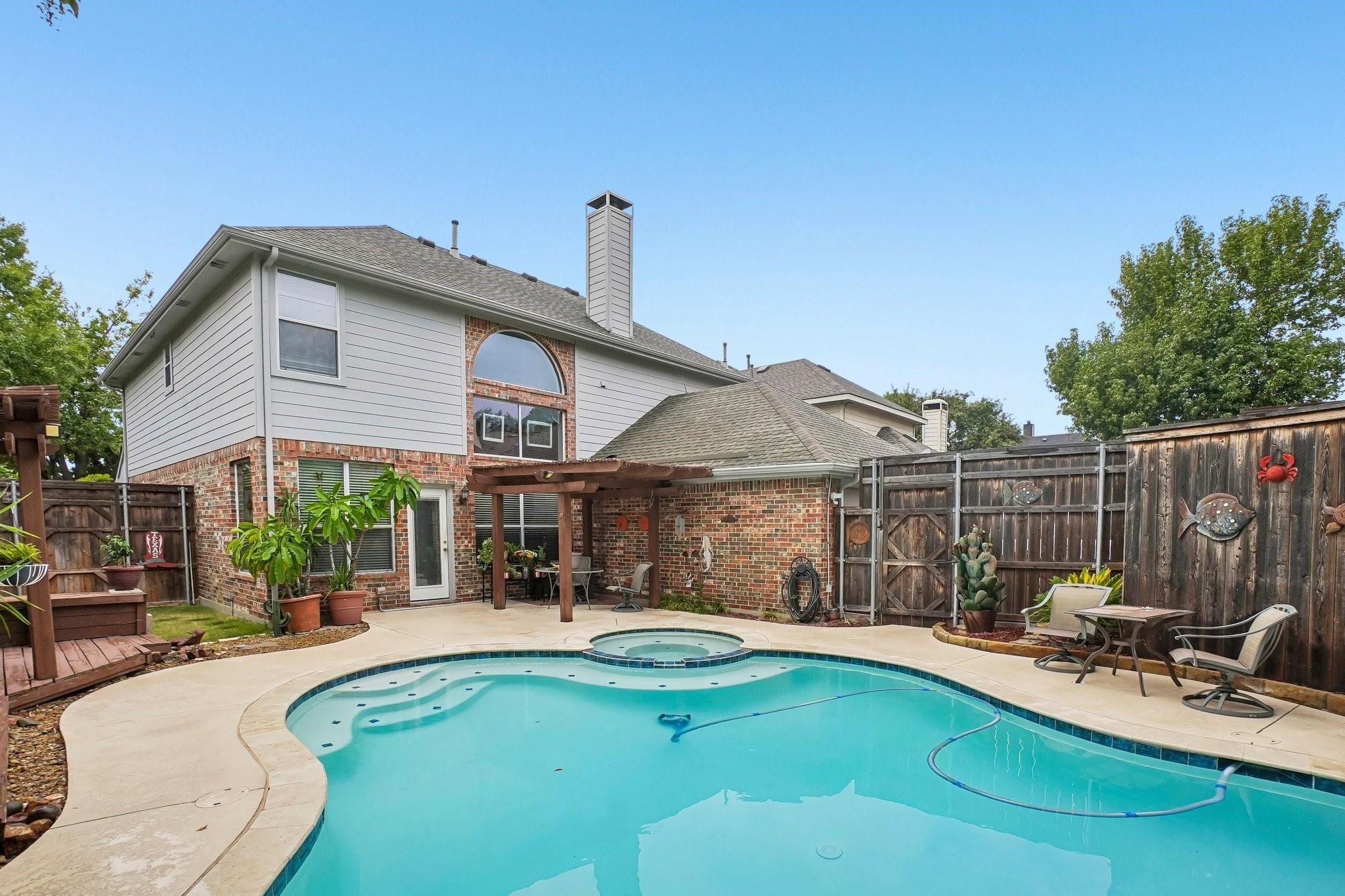 main property photo 32