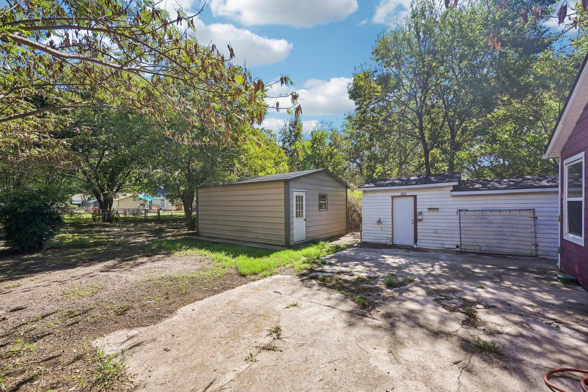 main property photo 27