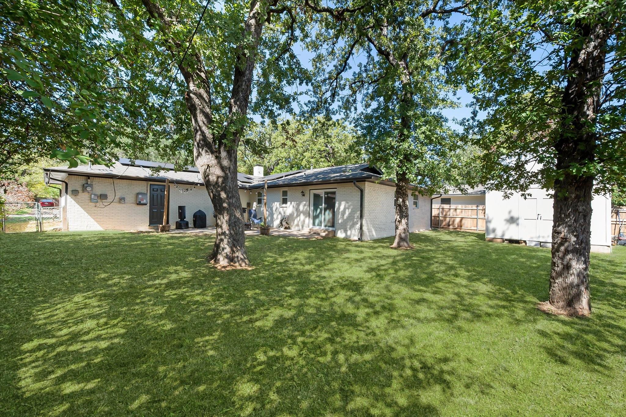 main property photo 35