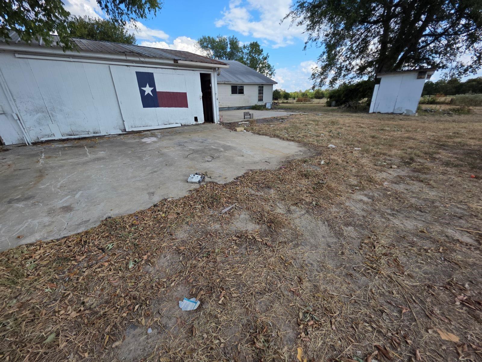 main property photo 20