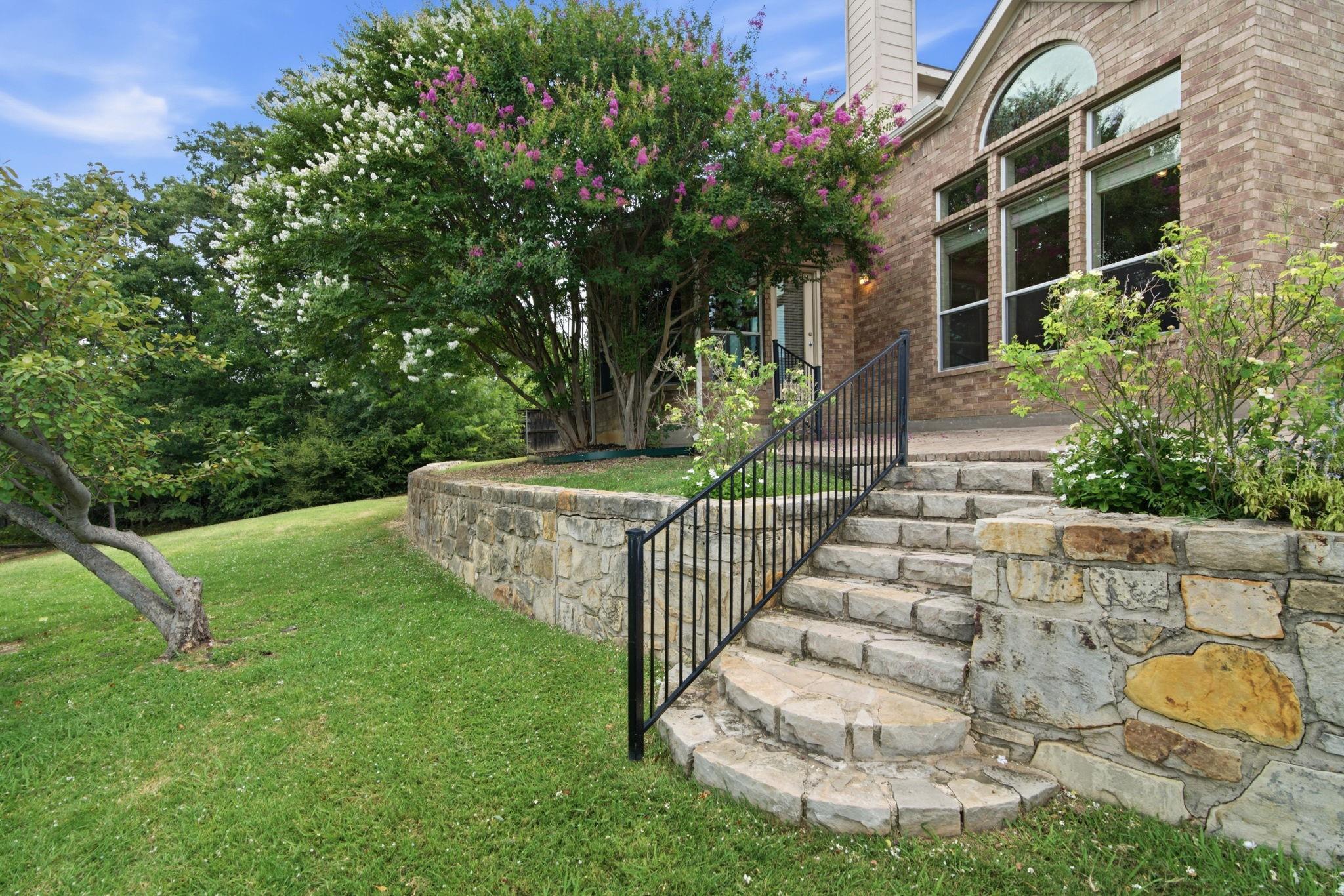 main property photo 26