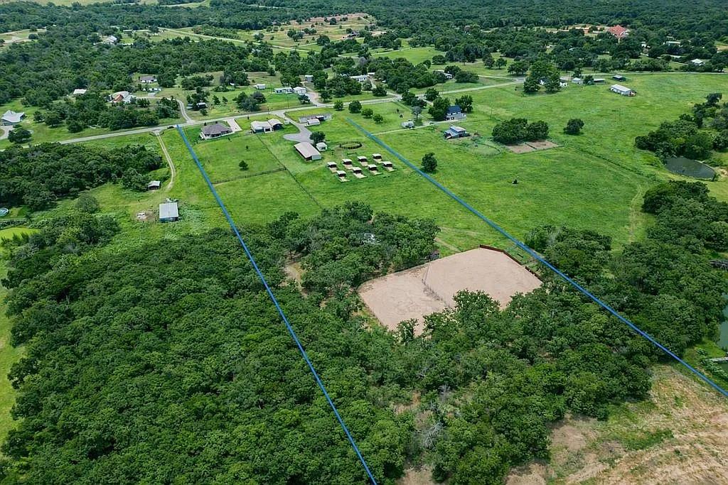 main property photo 33
