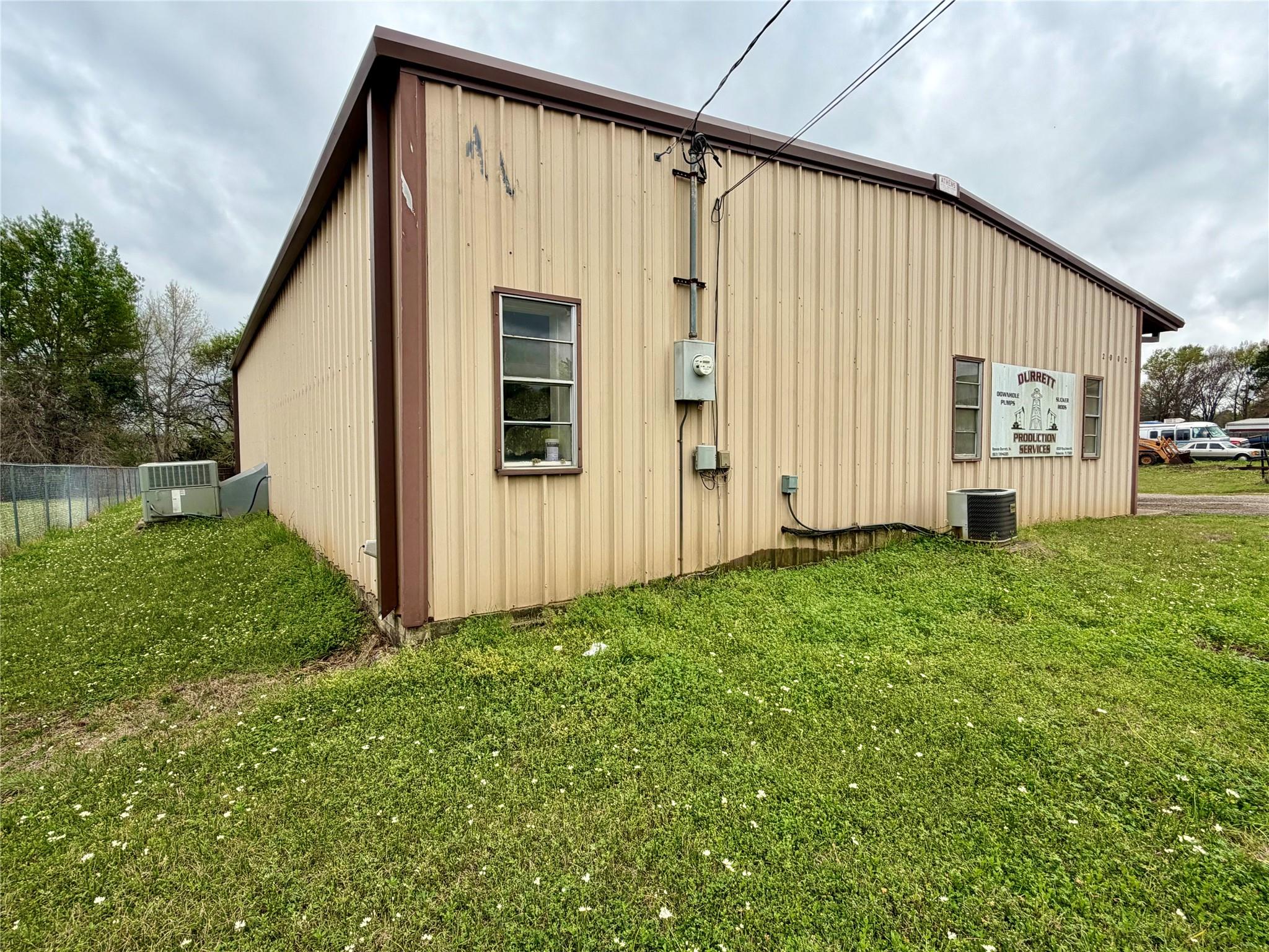 main property photo 13