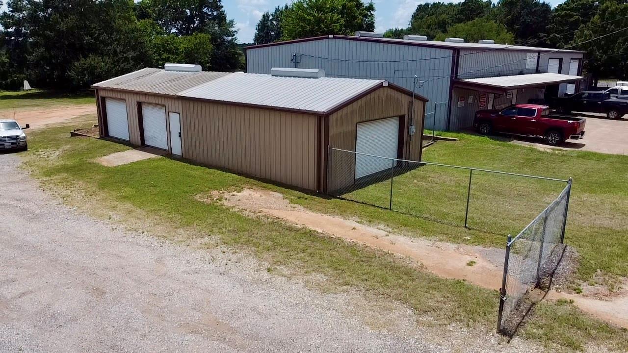 main property photo 4