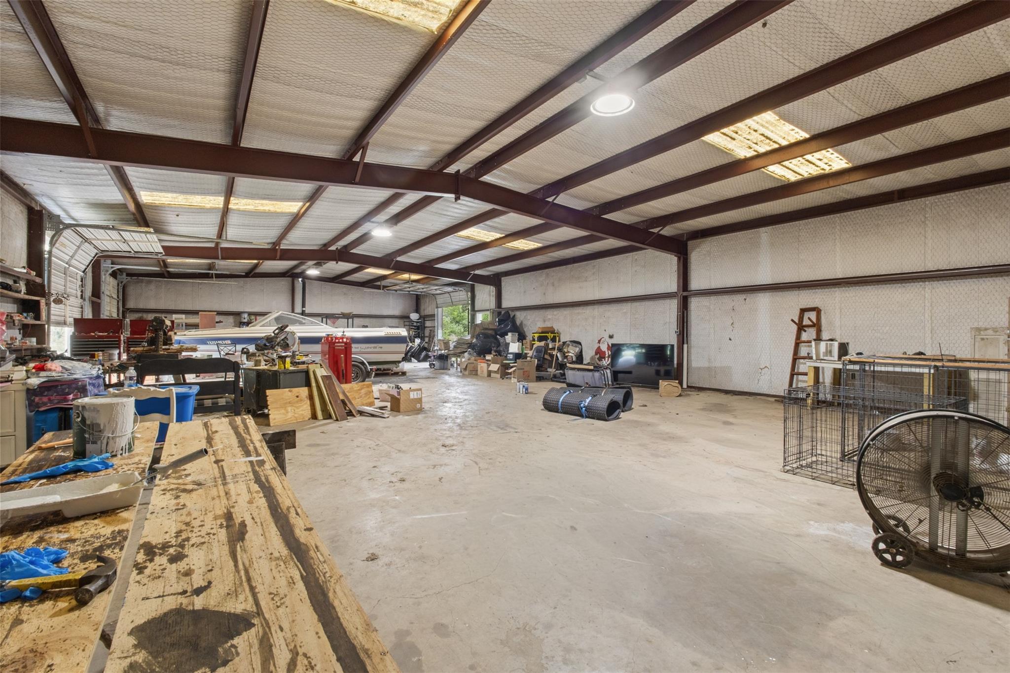 main property photo 39