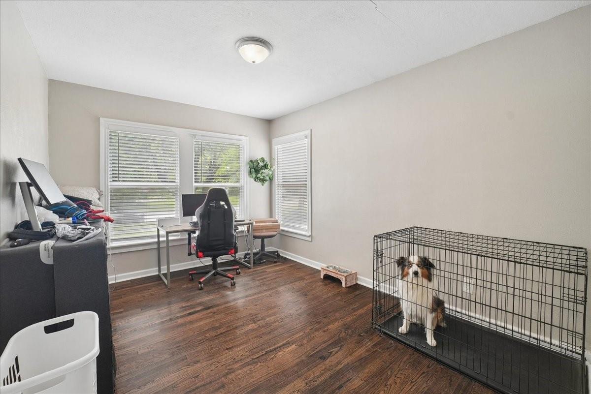 main property photo 13