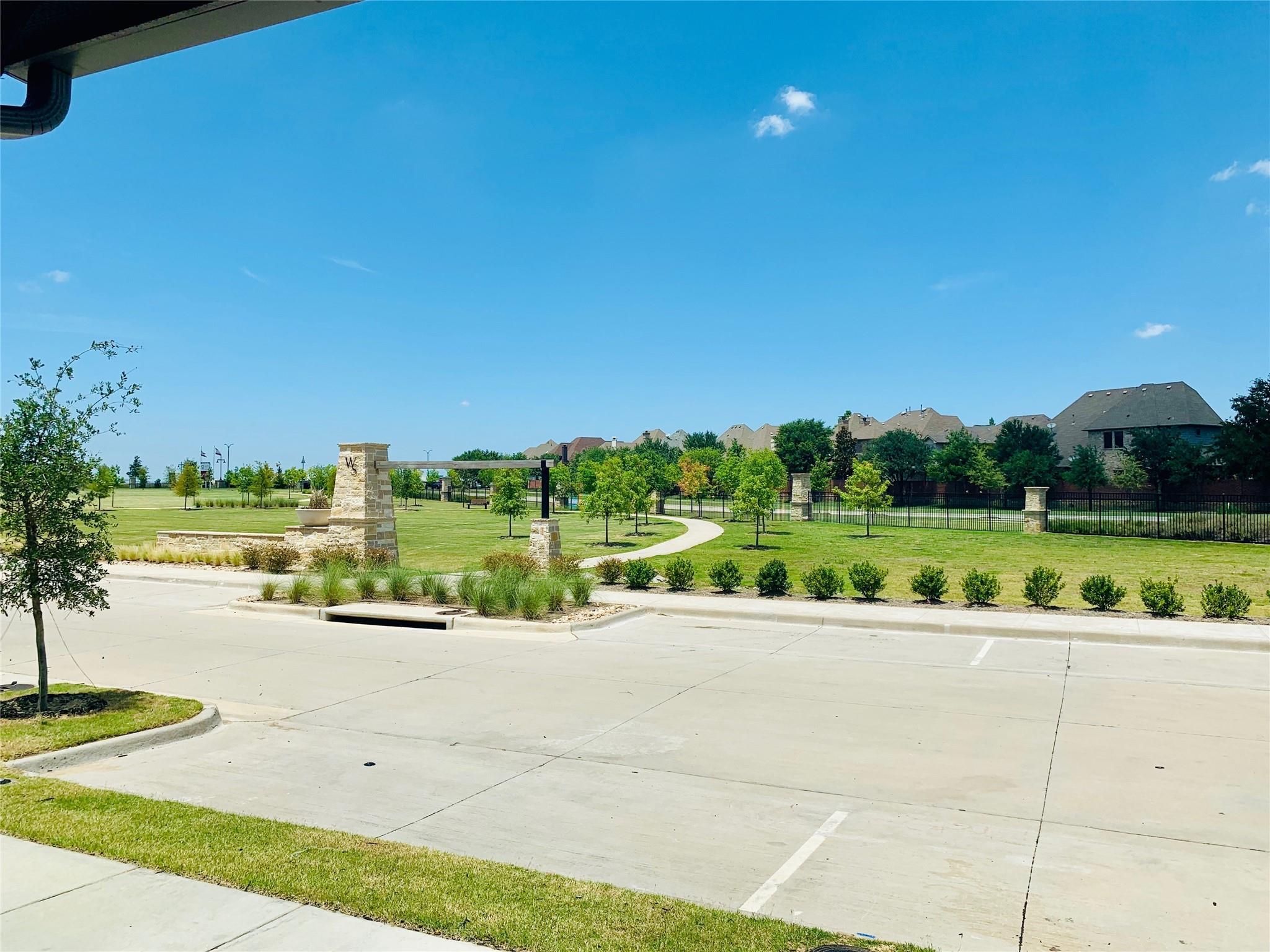 main property photo 20