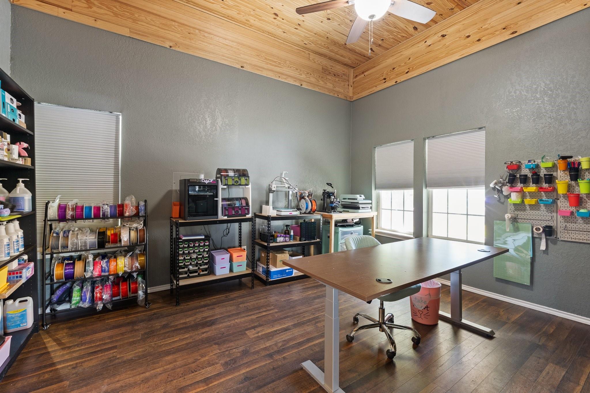 main property photo 22