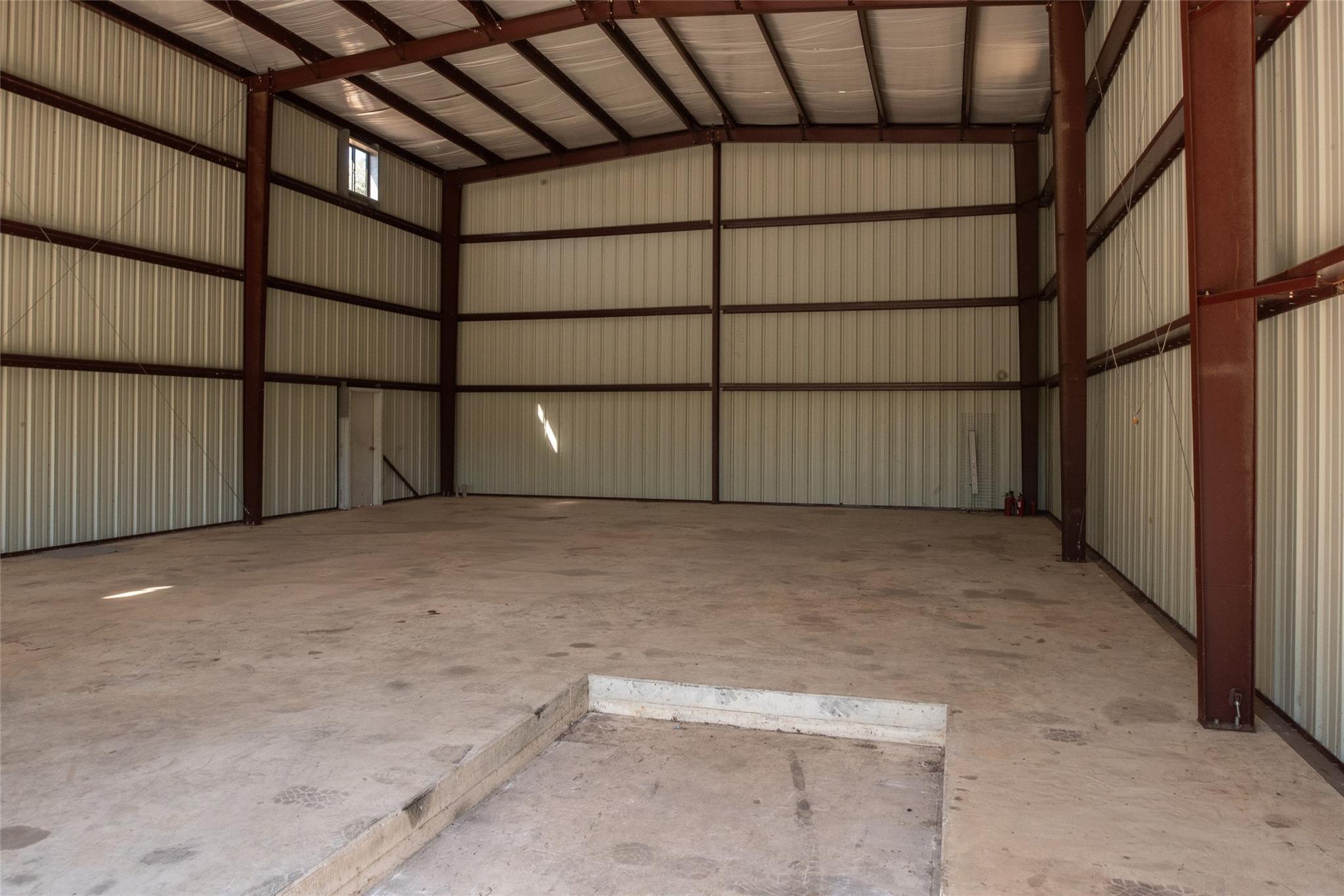 main property photo 12