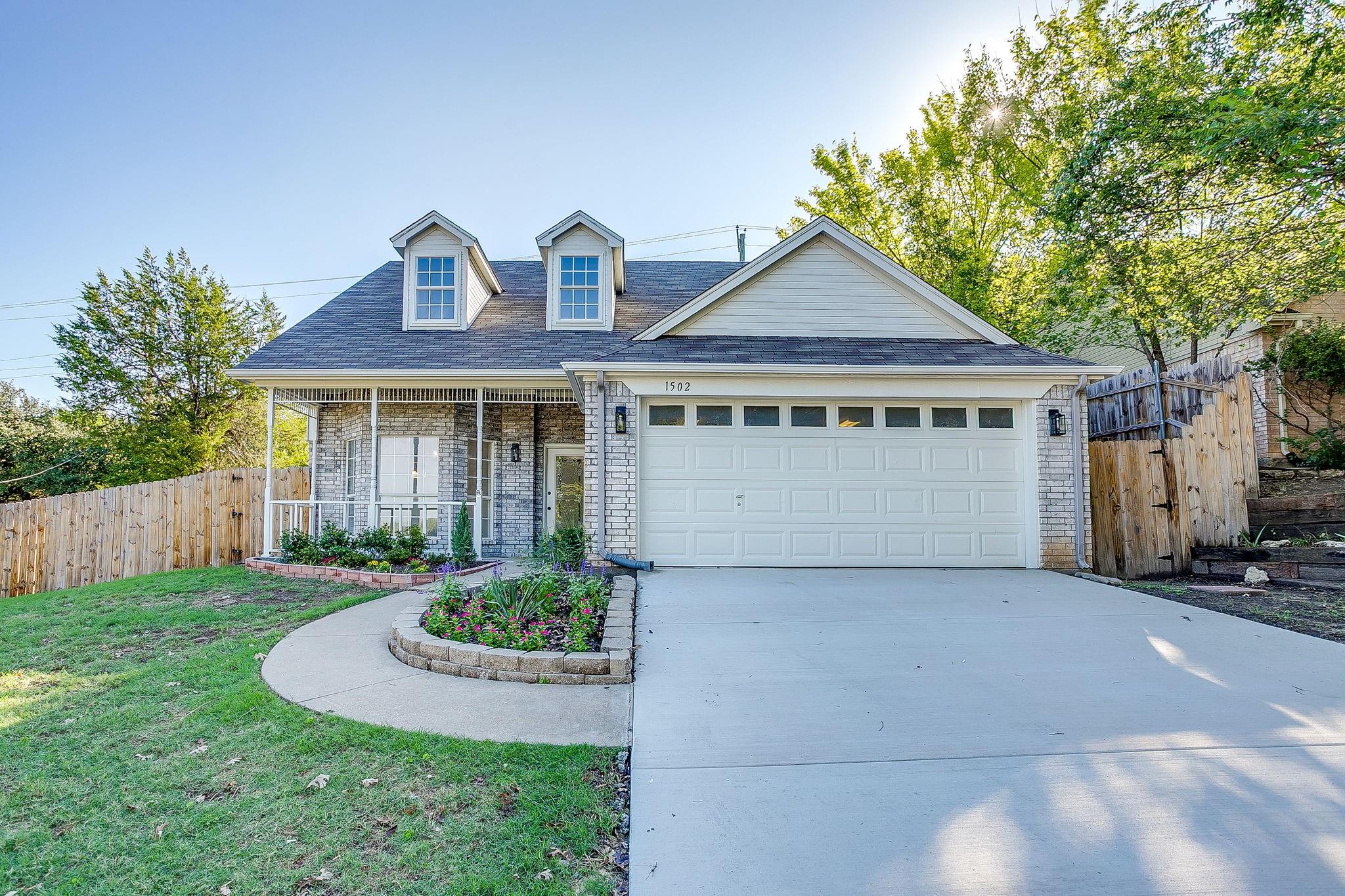 main property photo 1