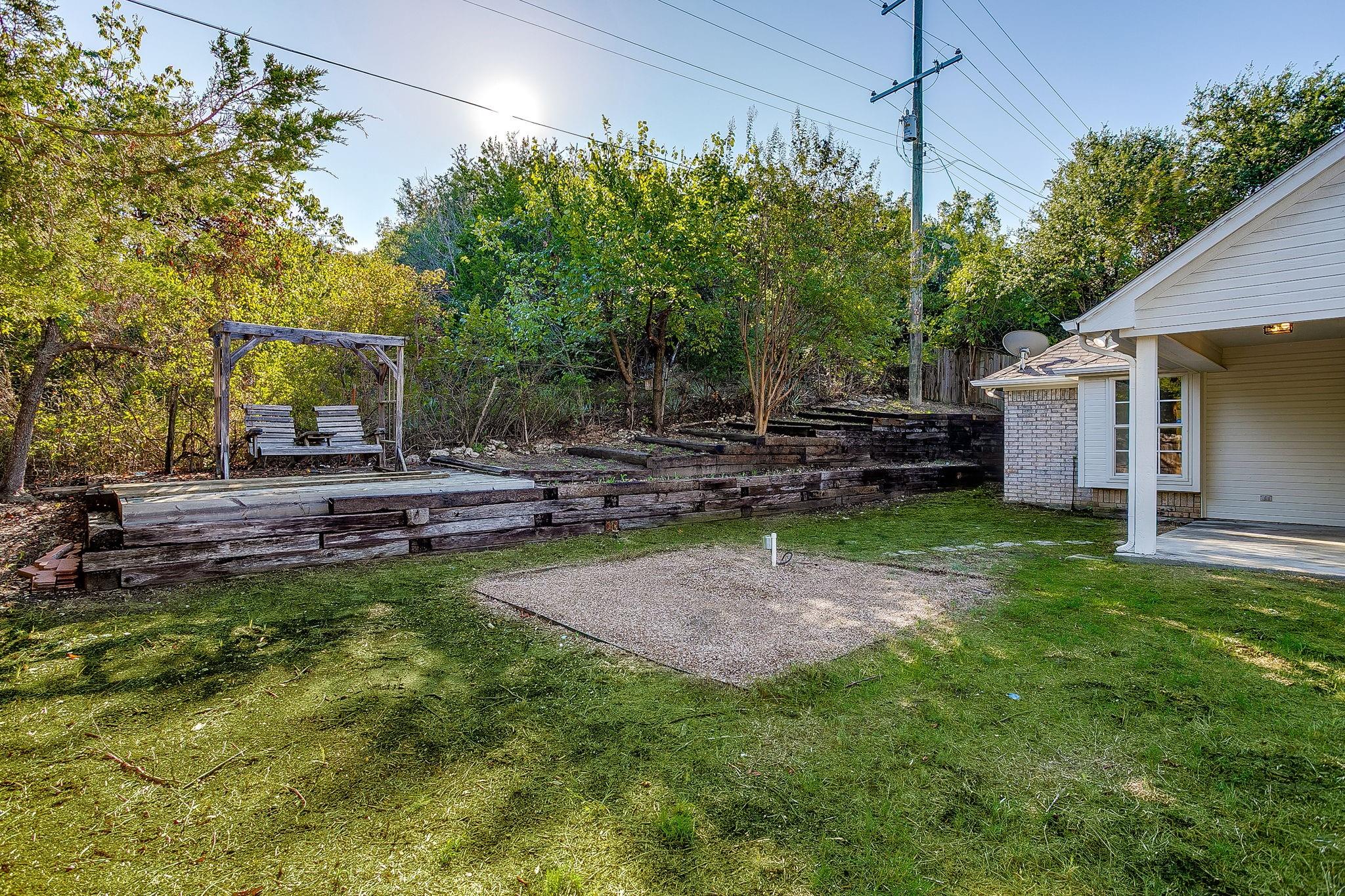main property photo 37