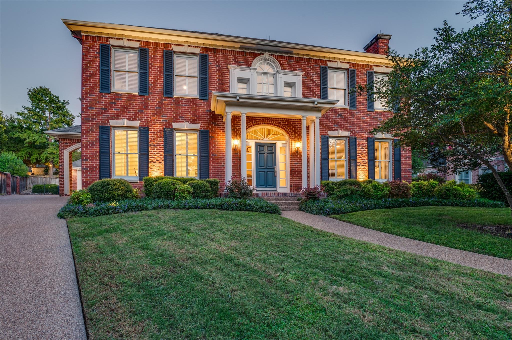 main property photo 2