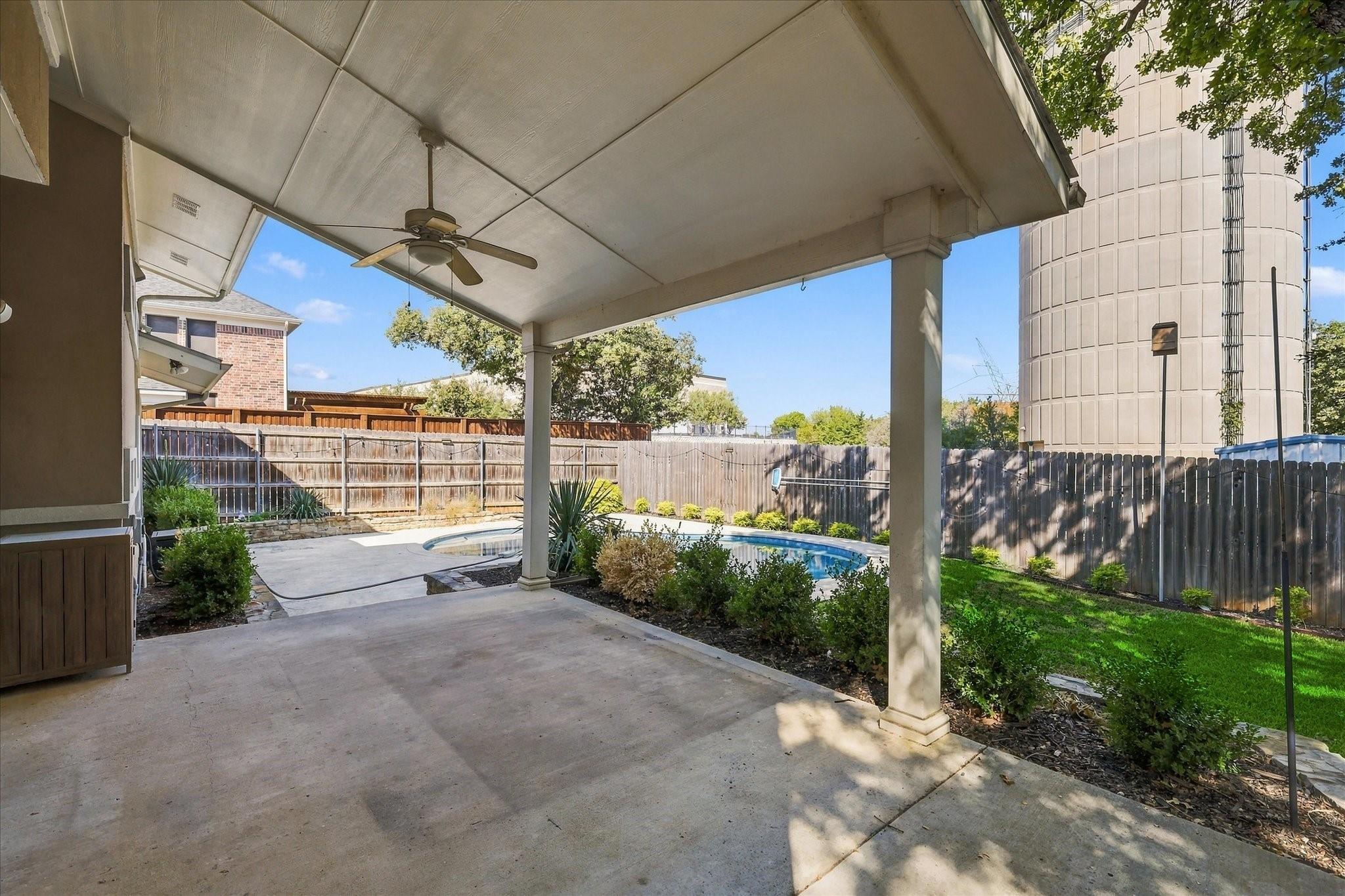 main property photo 33
