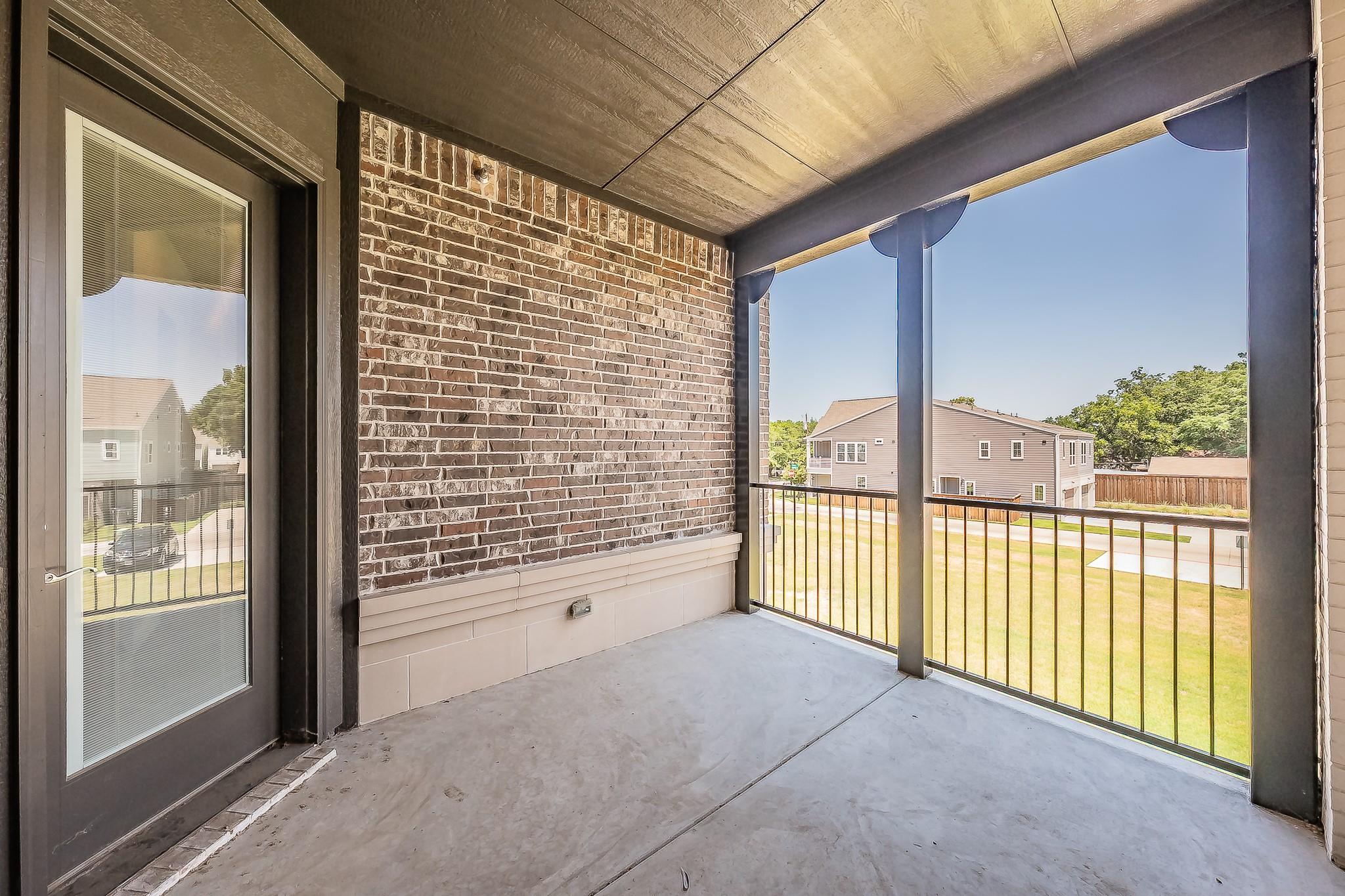 main property photo 35