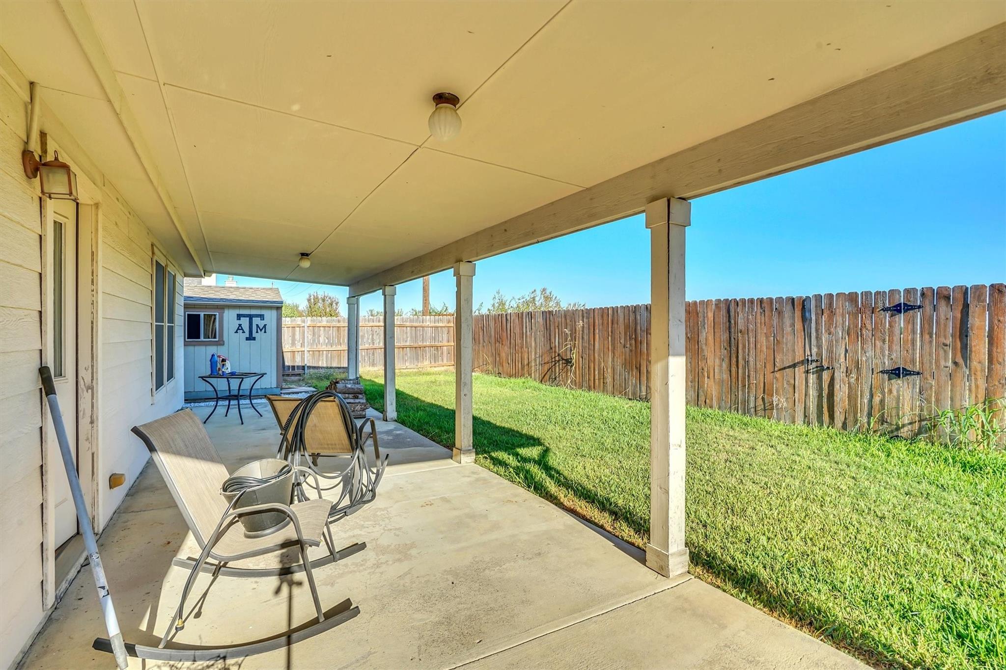 main property photo 22