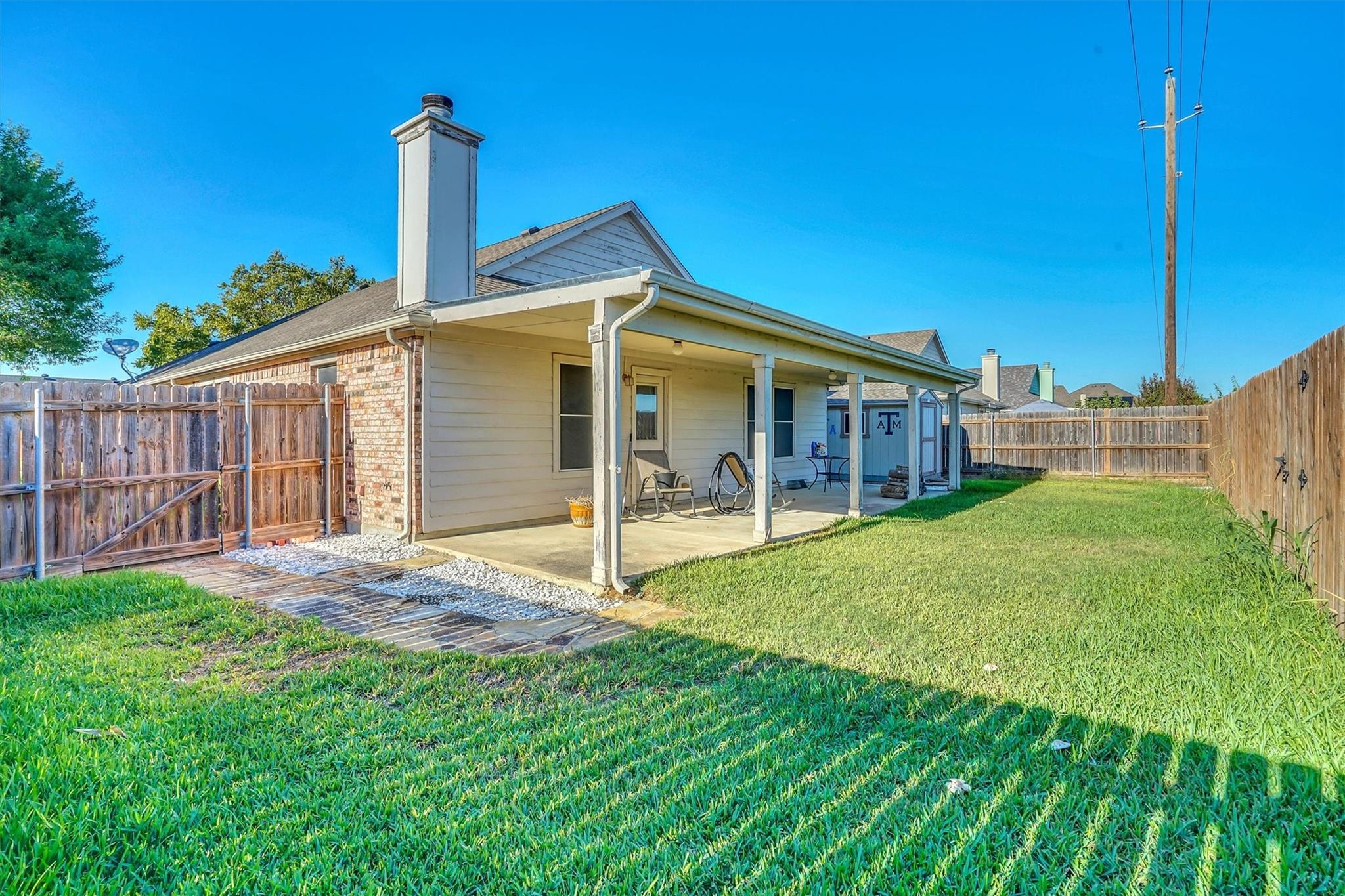 main property photo 3