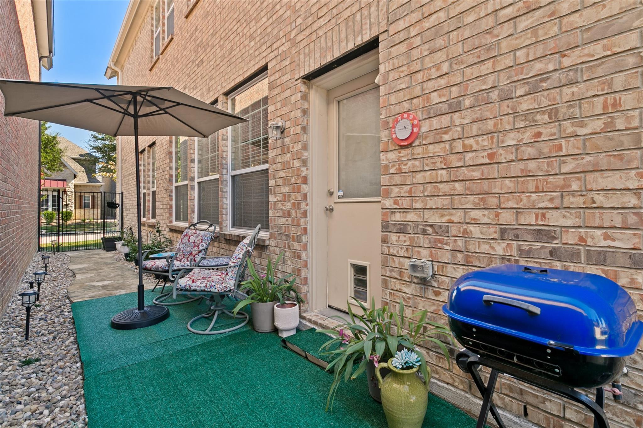 main property photo 20