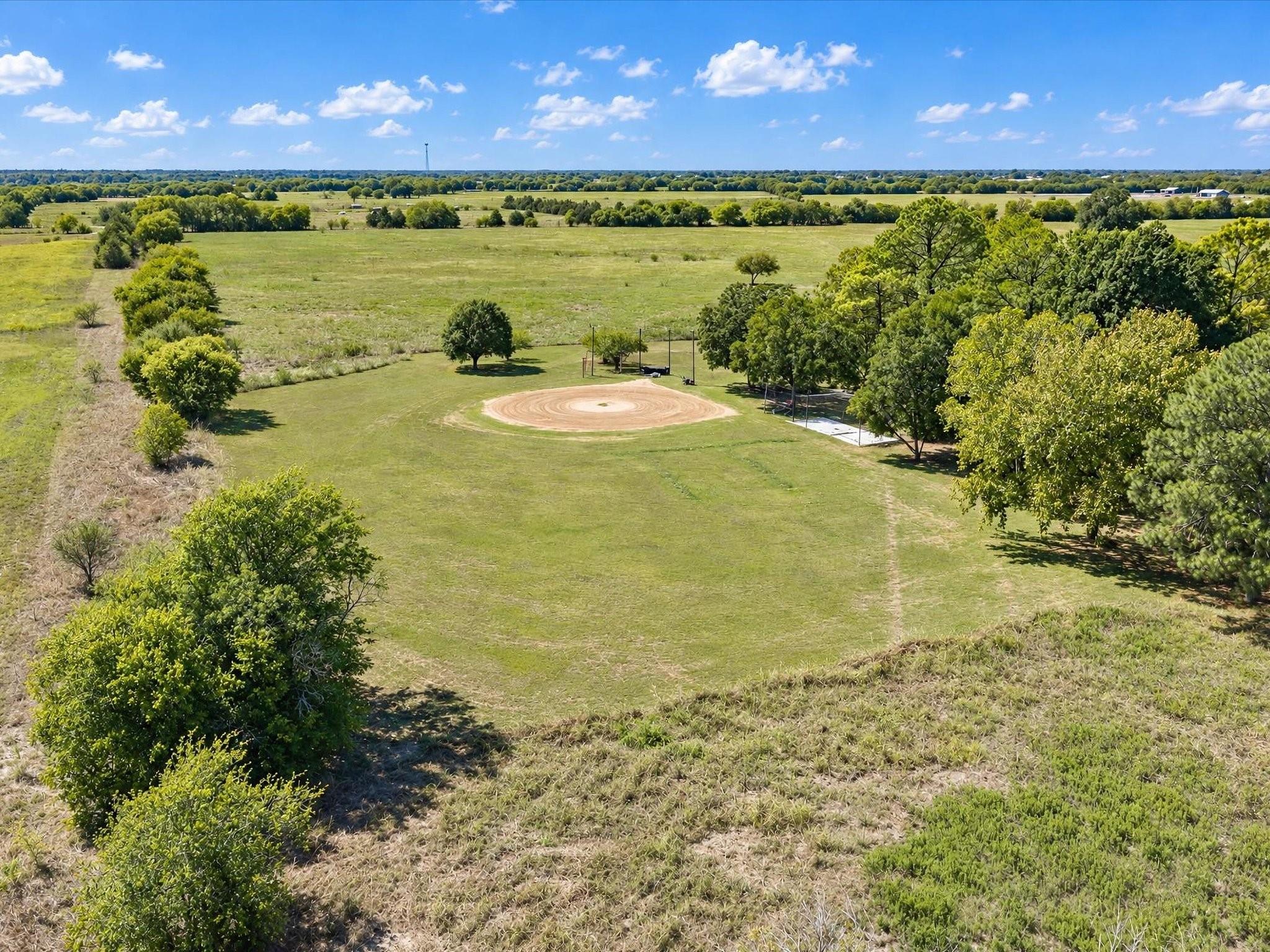 main property photo 36