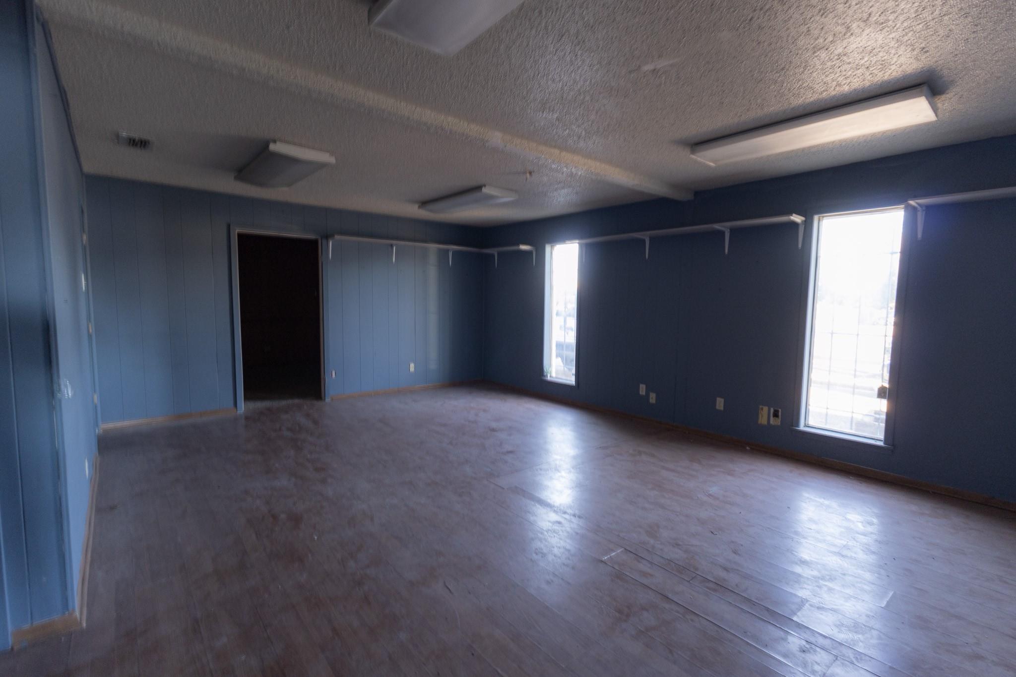 main property photo 10