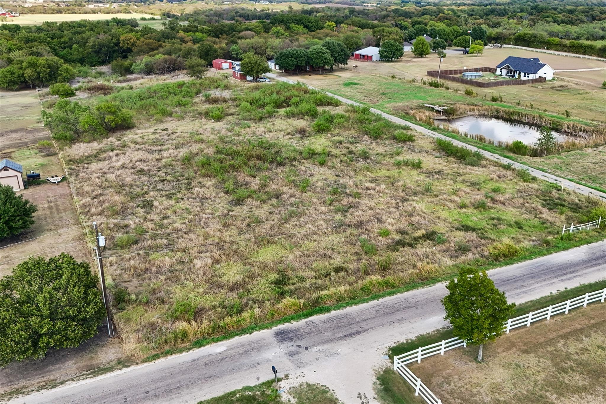 main property photo 24