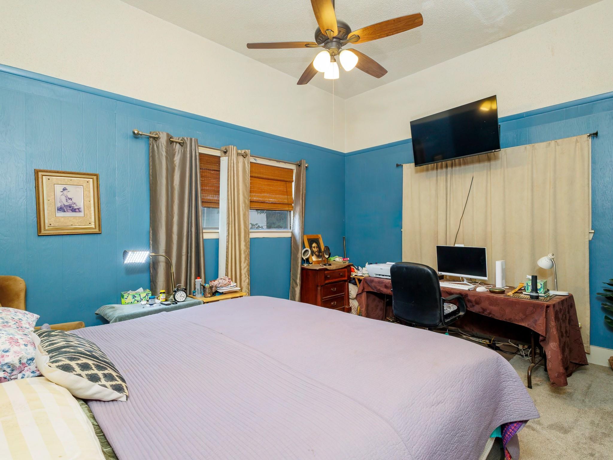 main property photo 19