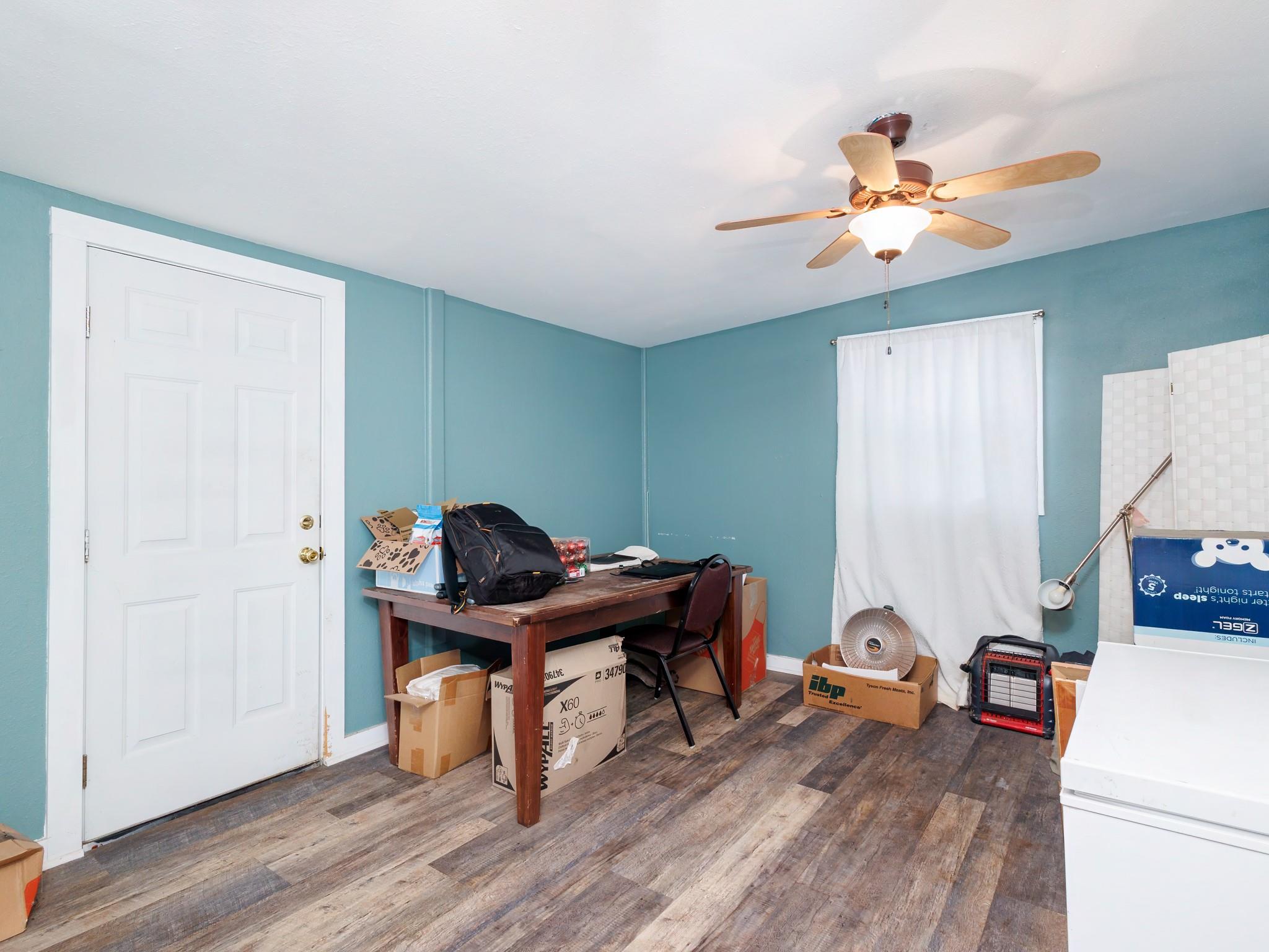 main property photo 27