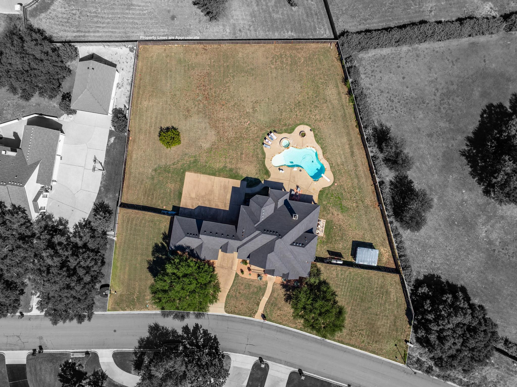 main property photo 39