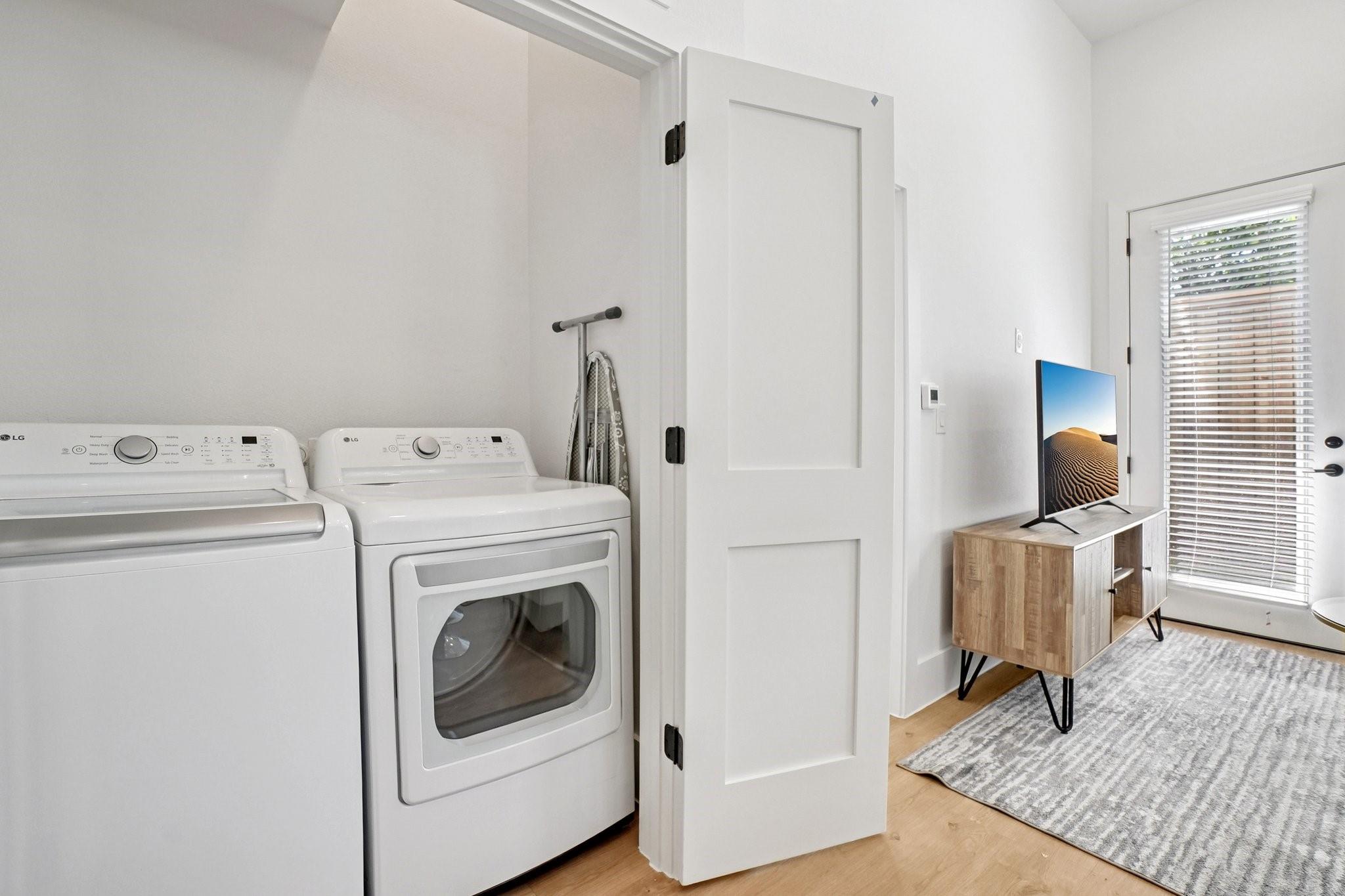 main property photo 7