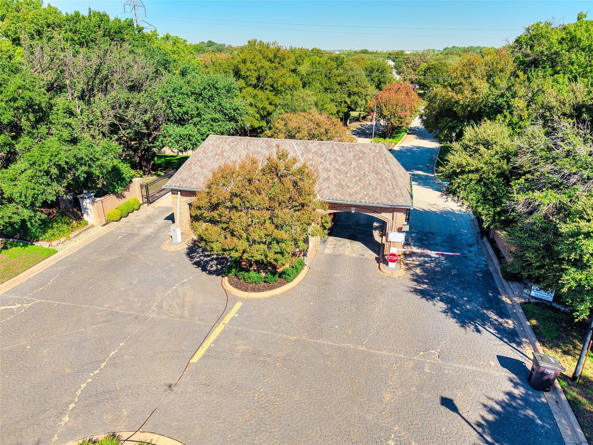 main property photo 38