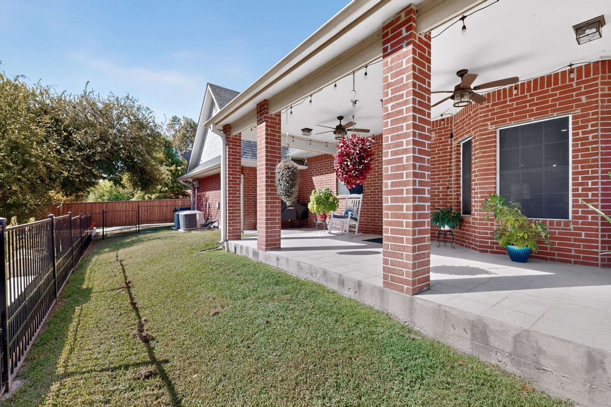 main property photo 26