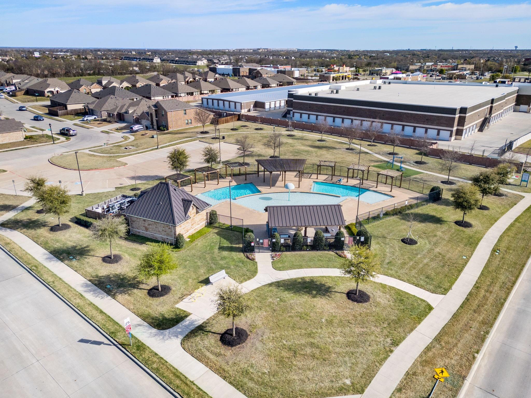 main property photo 3