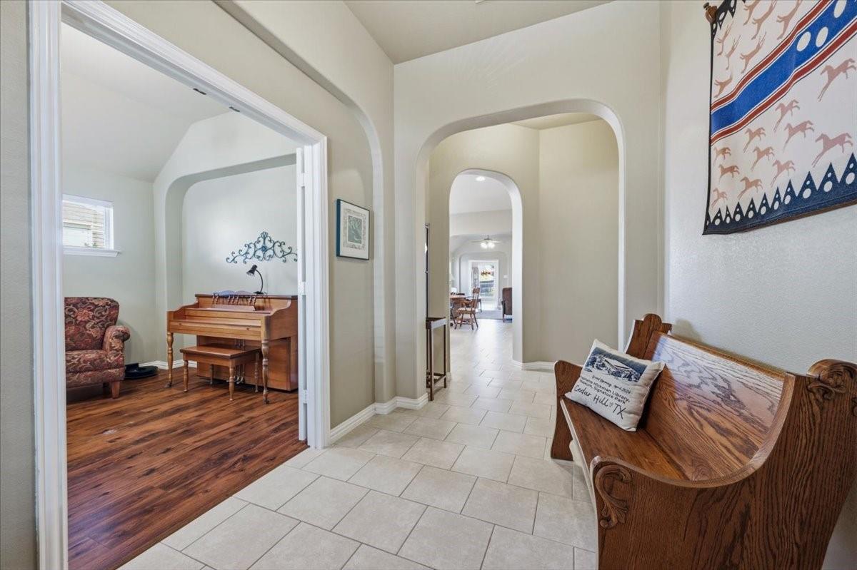 main property photo 4
