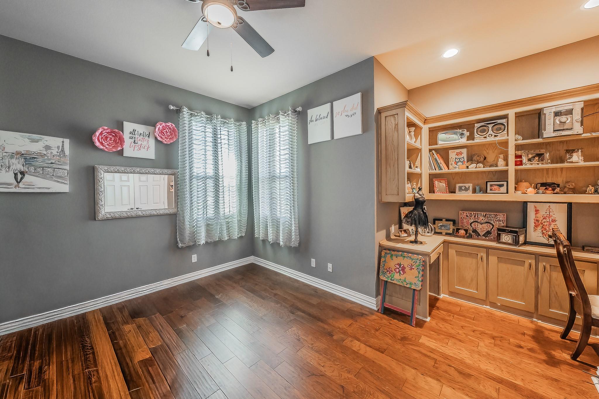 main property photo 21