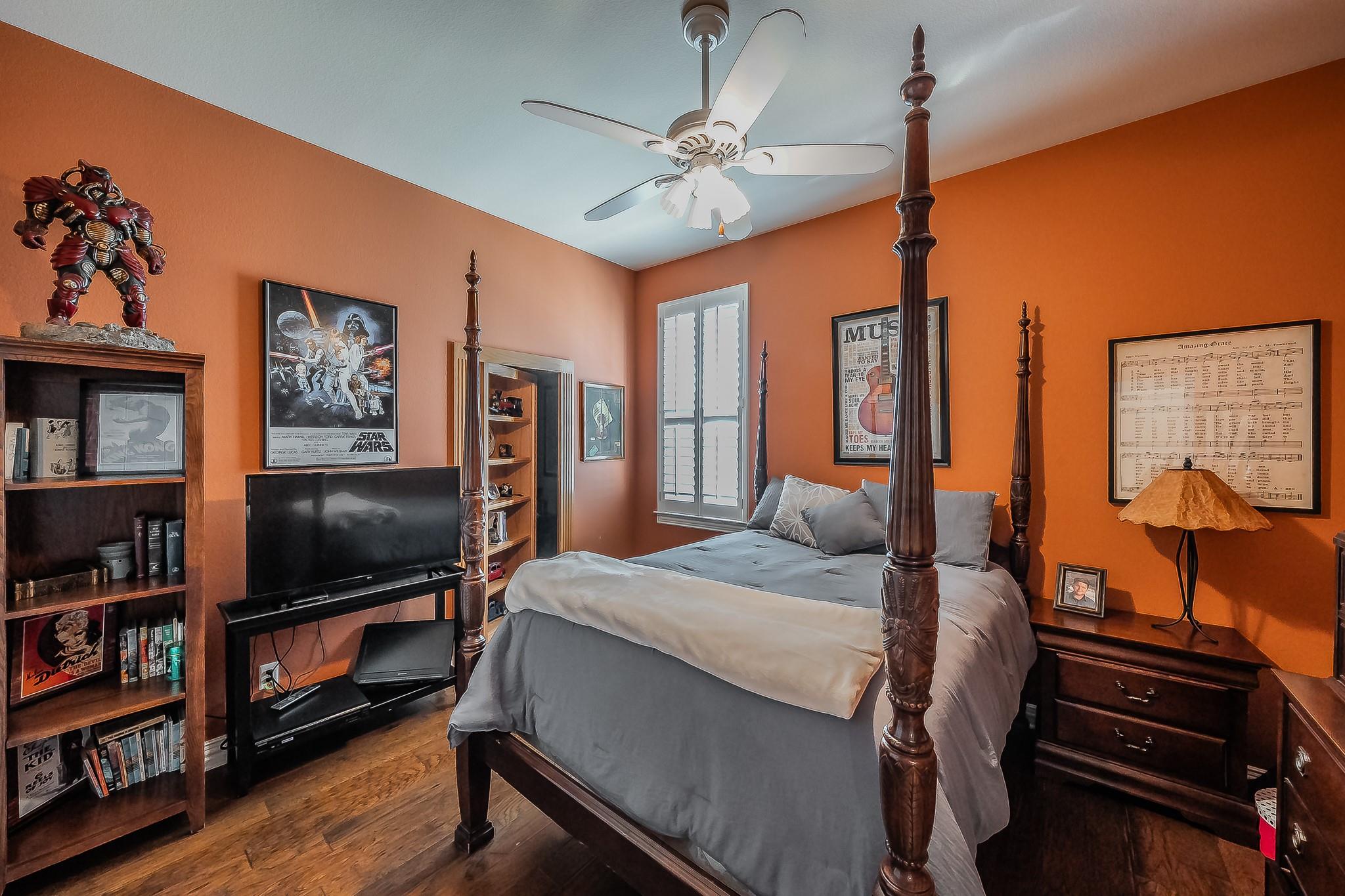 main property photo 22