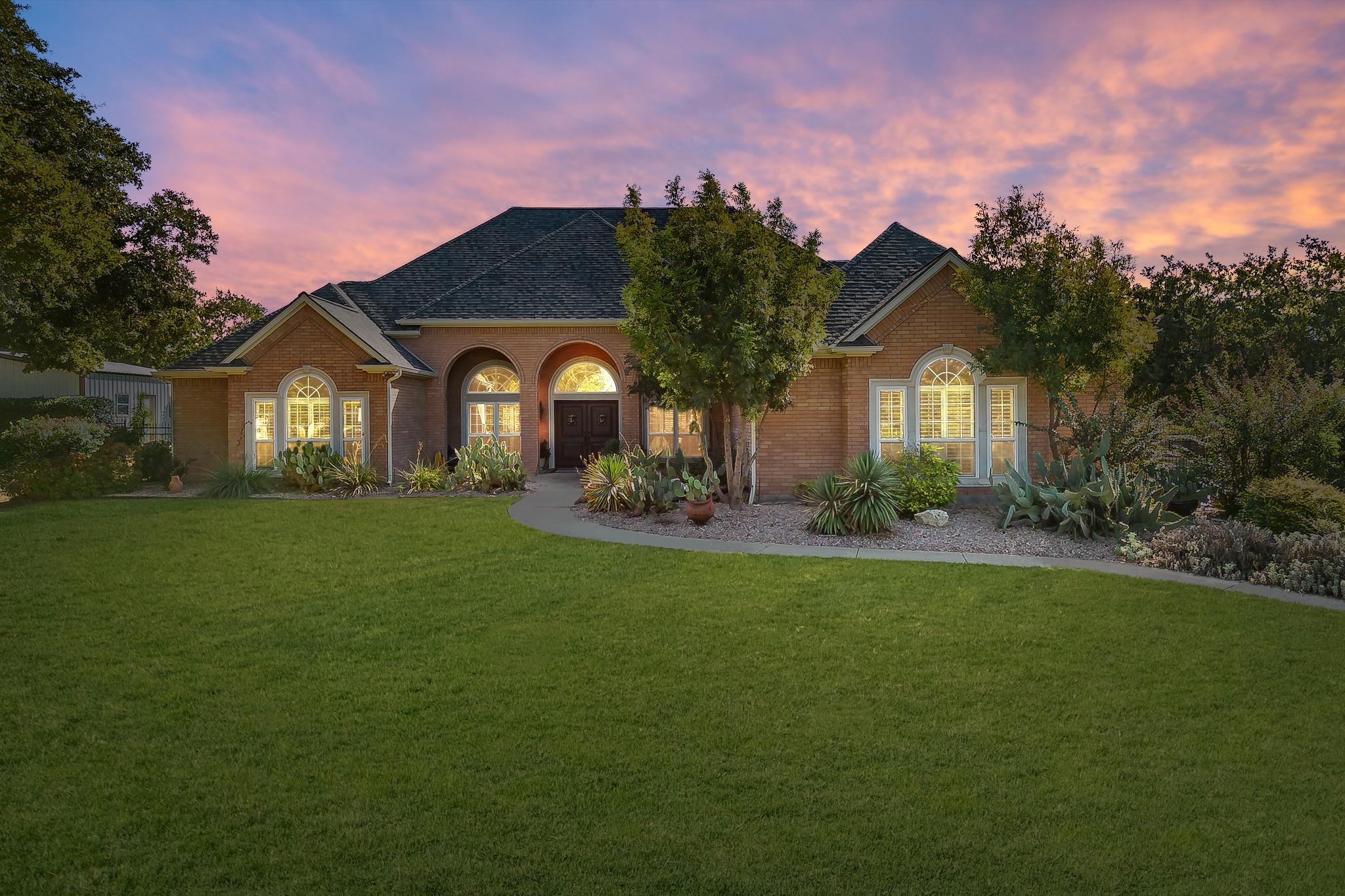 main property photo 38