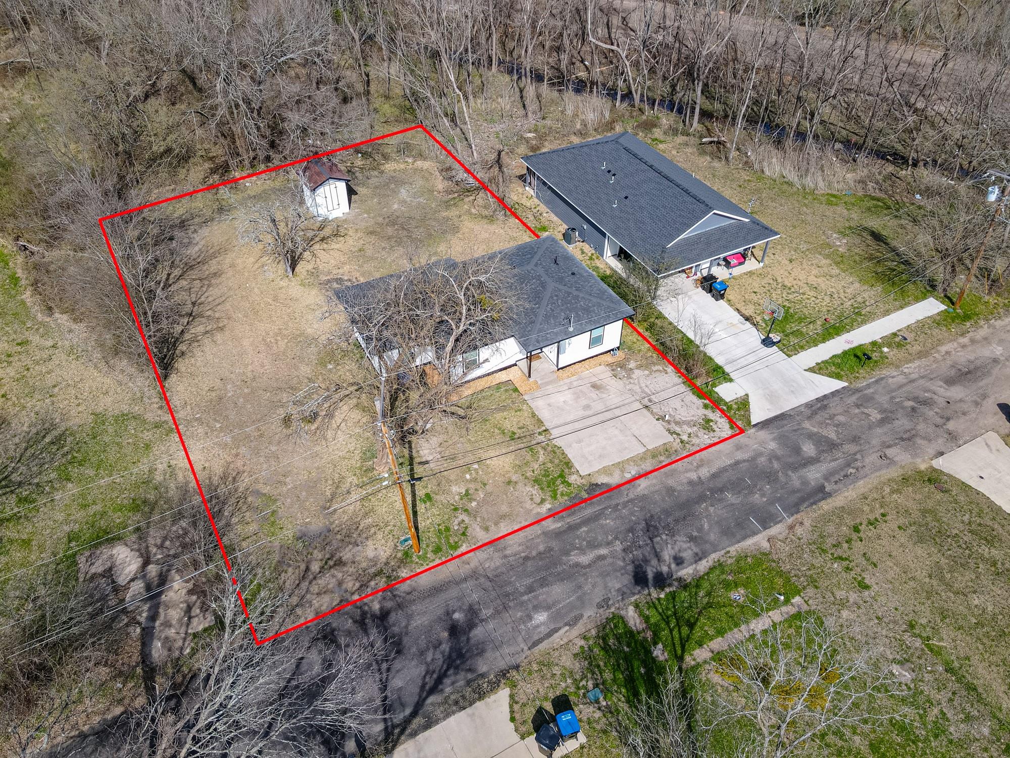 main property photo 10