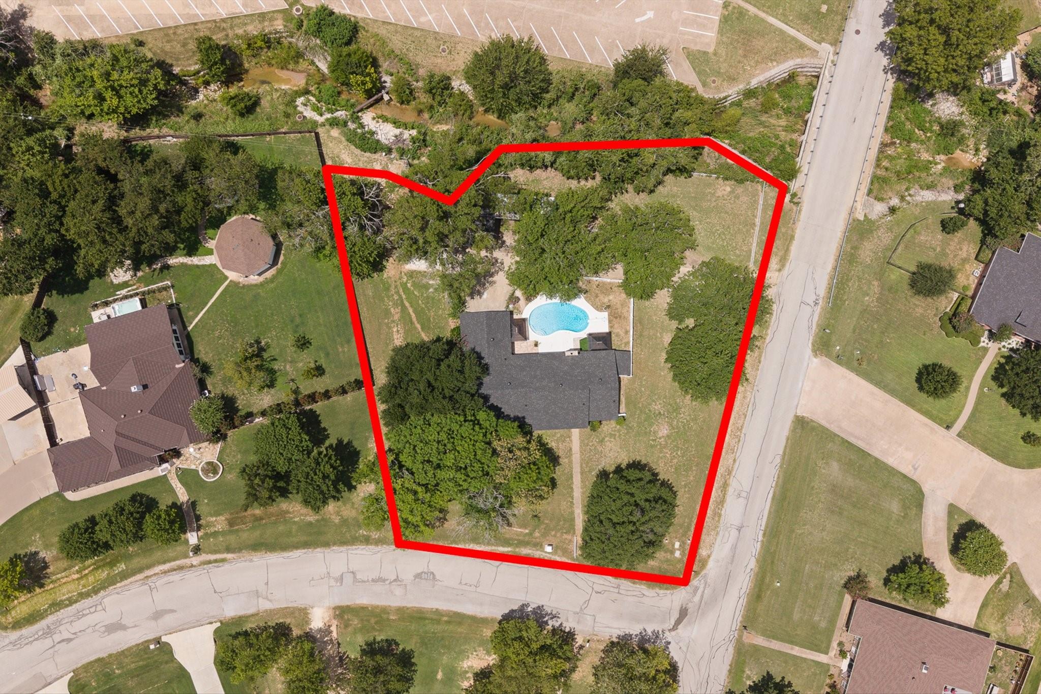main property photo 27