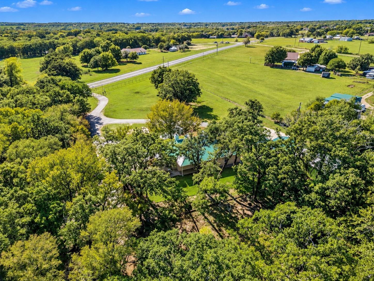 main property photo 27