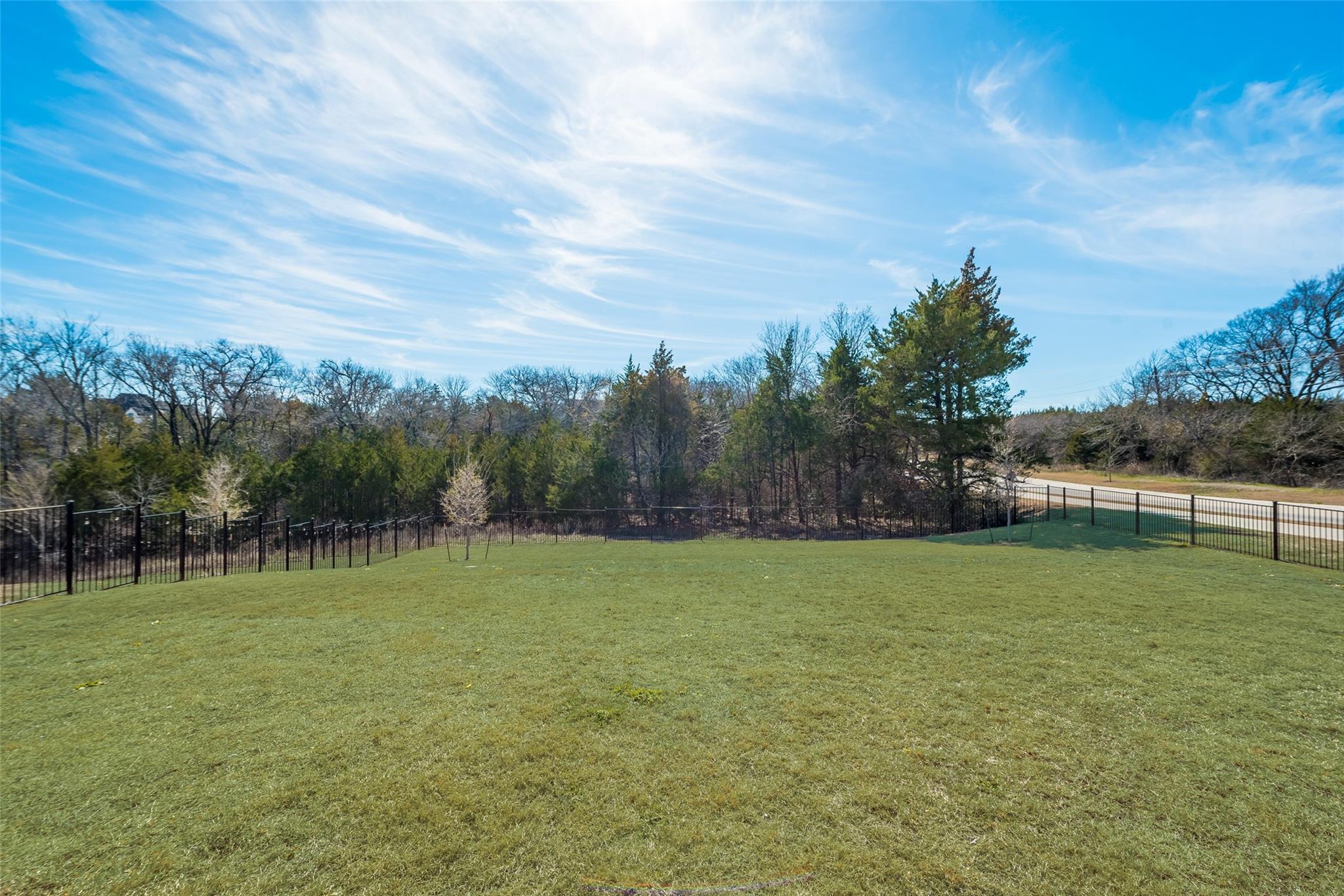 main property photo 21