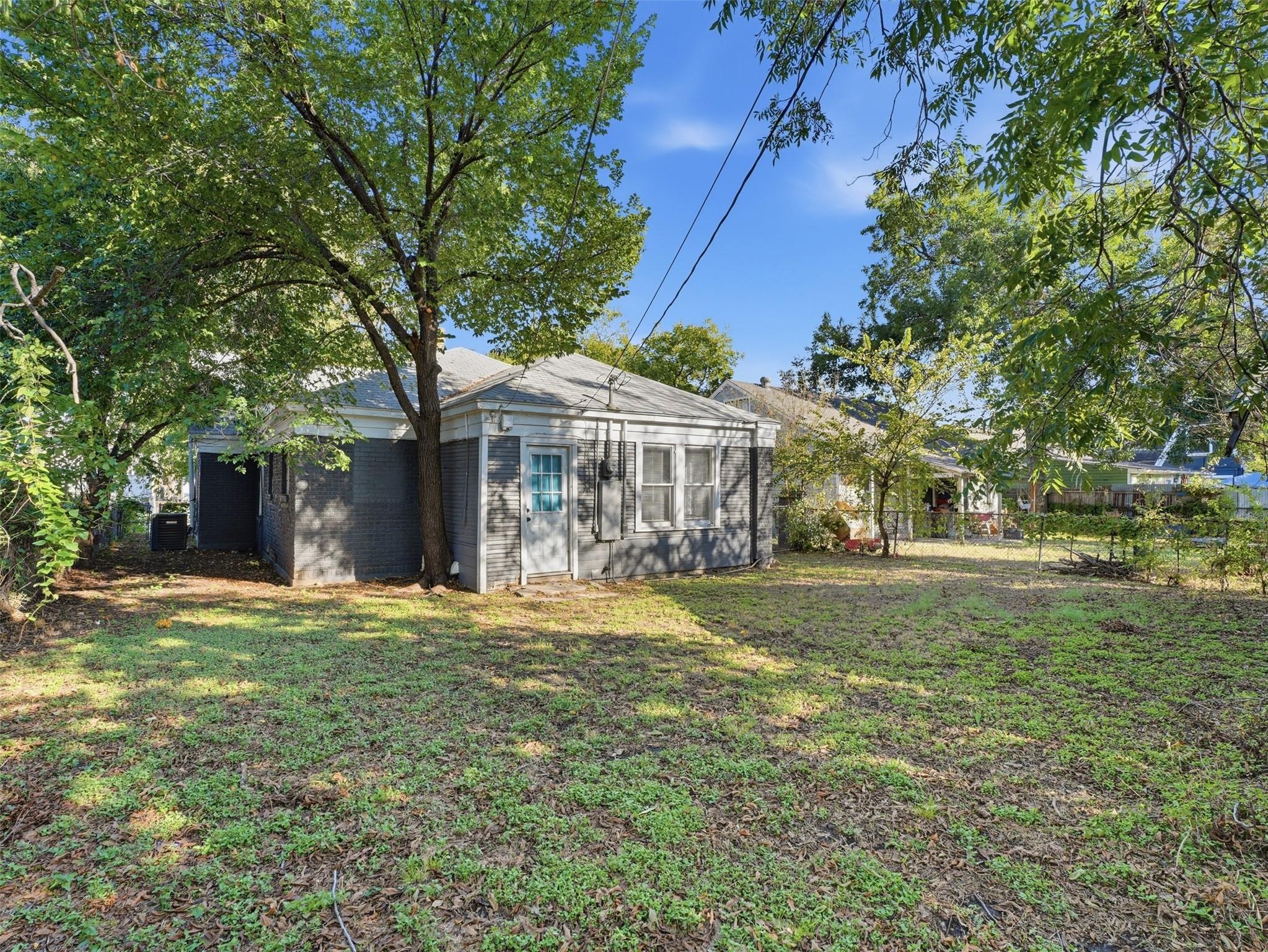 main property photo 21