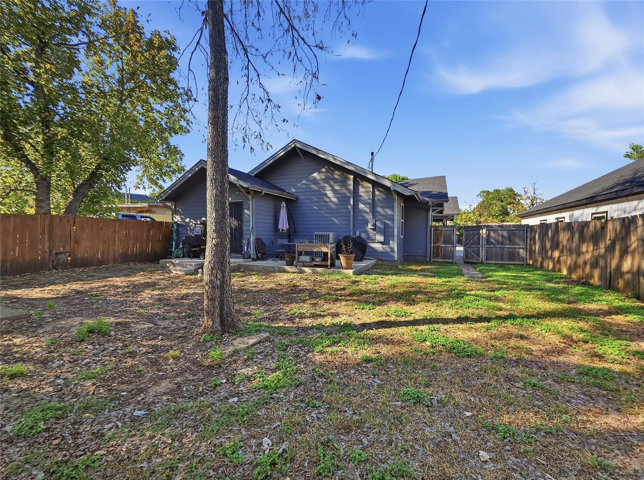 main property photo 15