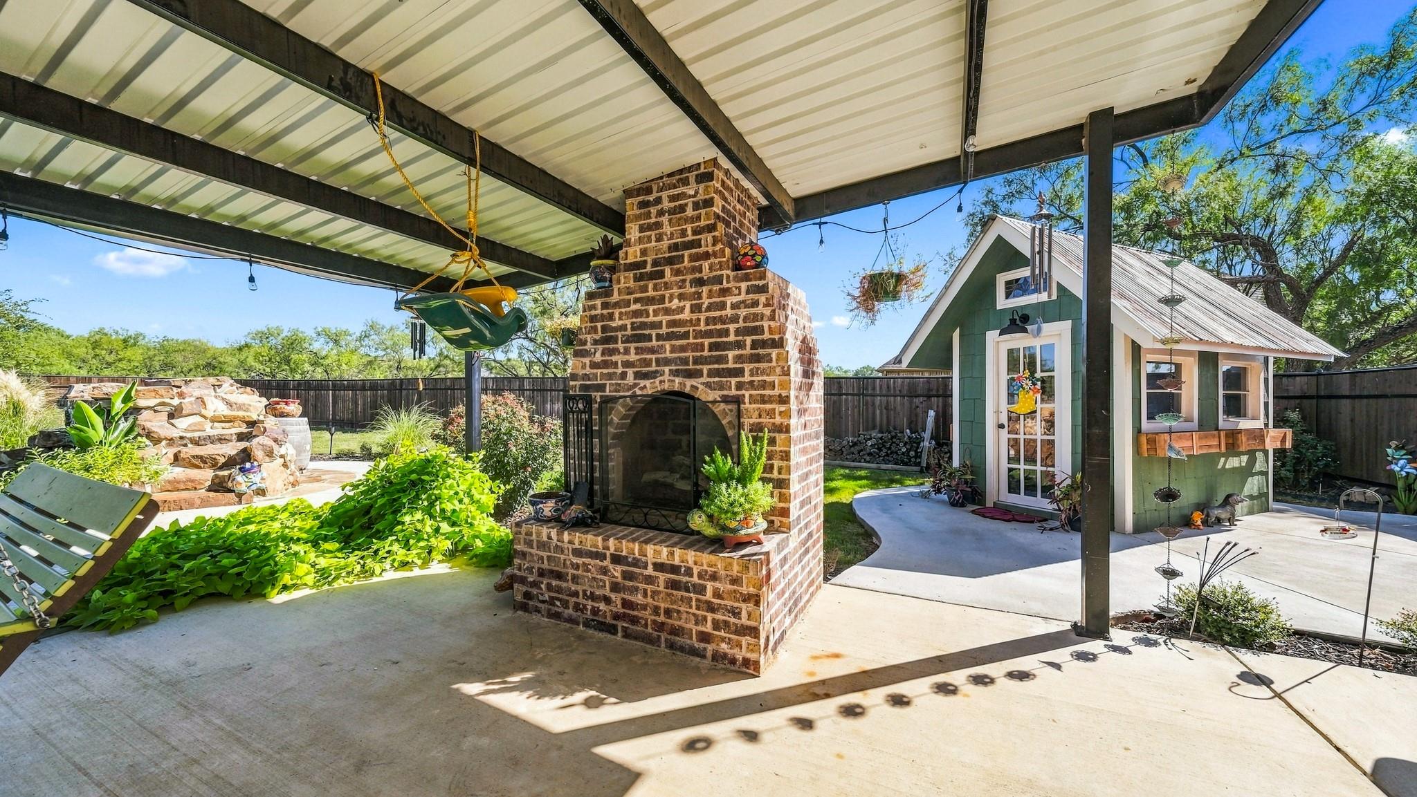 main property photo 29