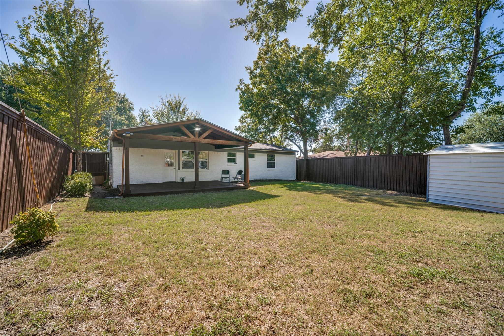 main property photo 14