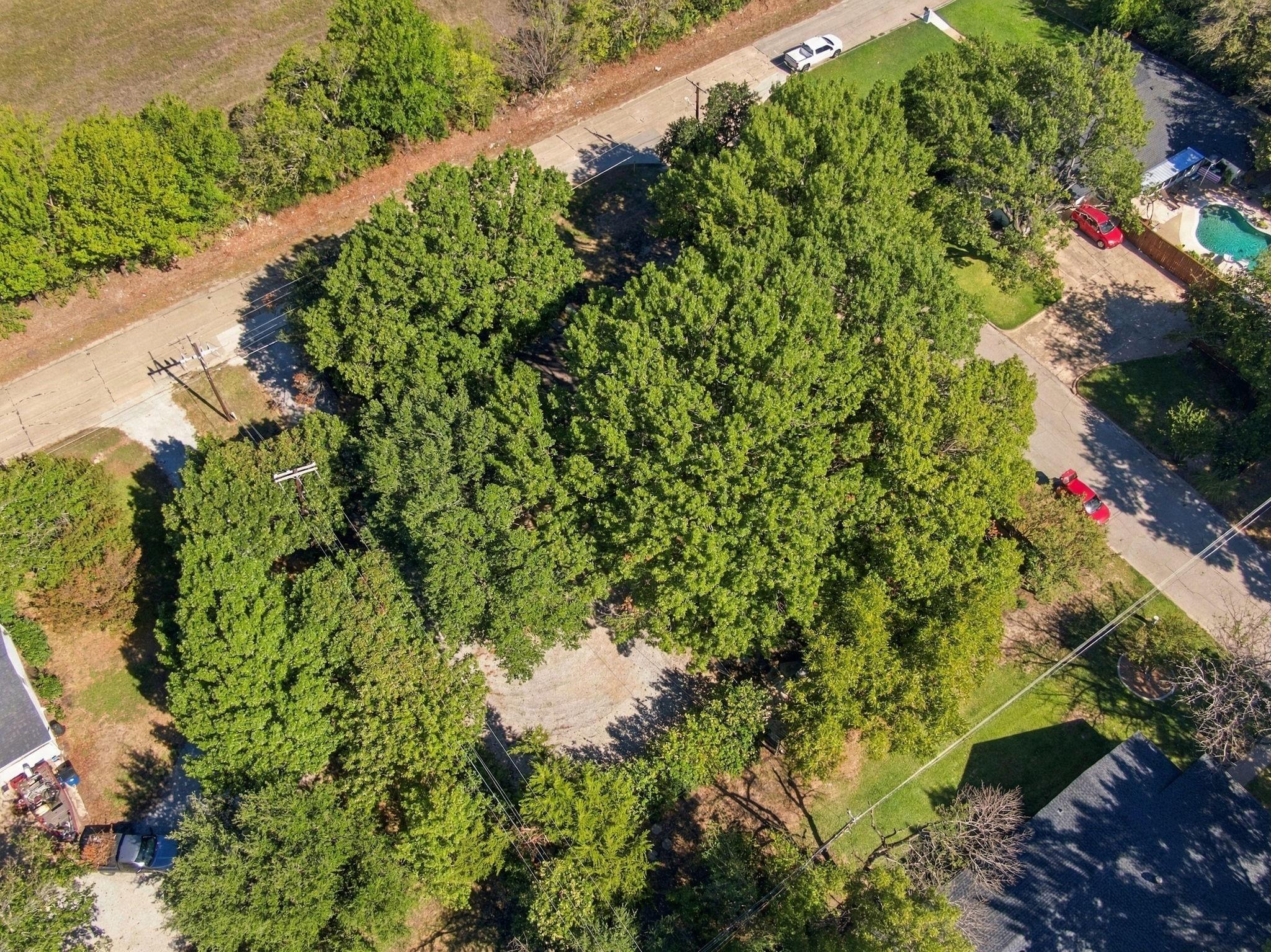 main property photo 36