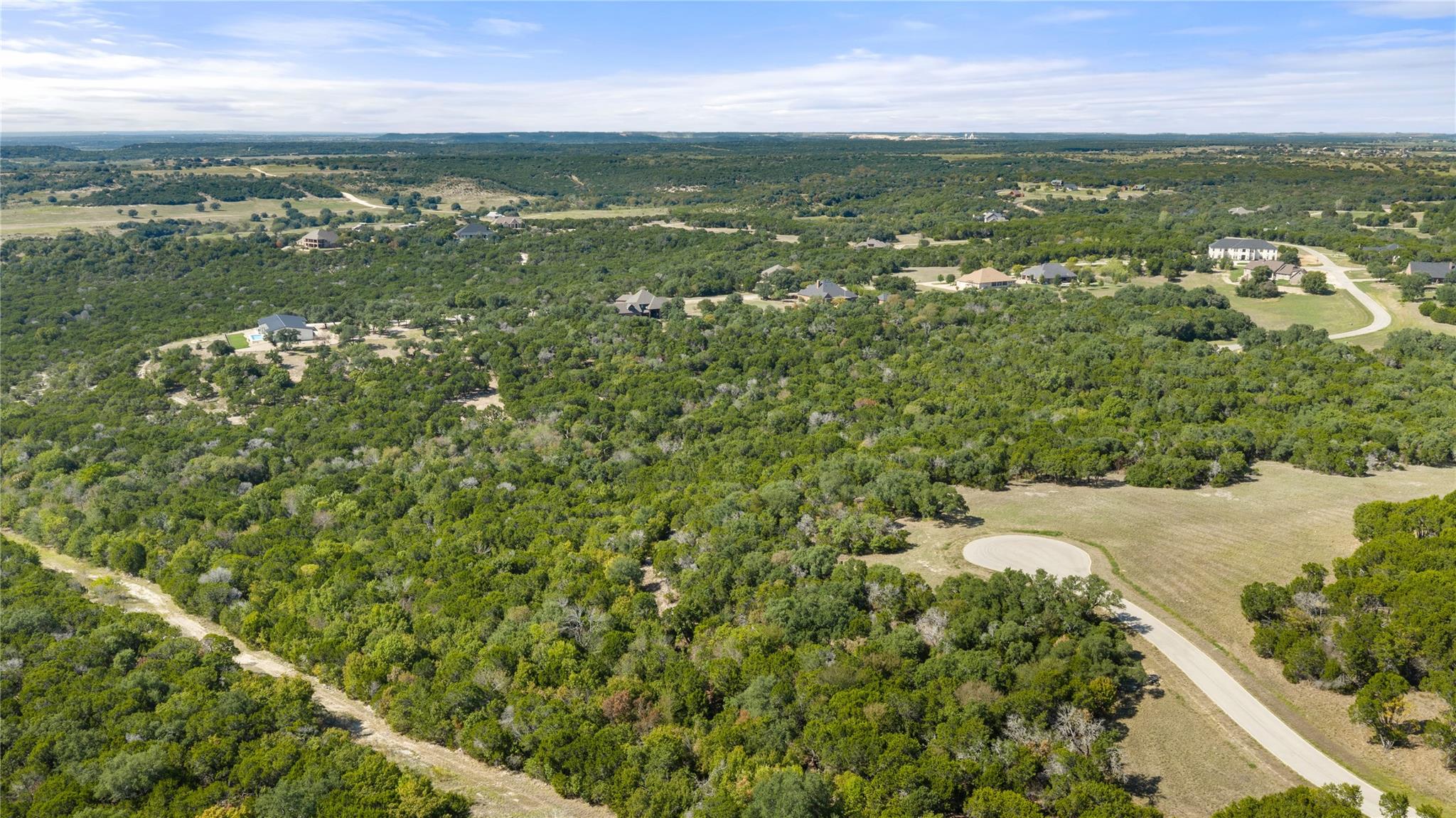 main property photo 11
