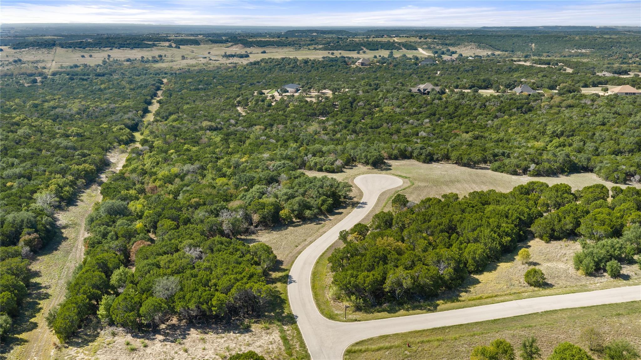 main property photo 6