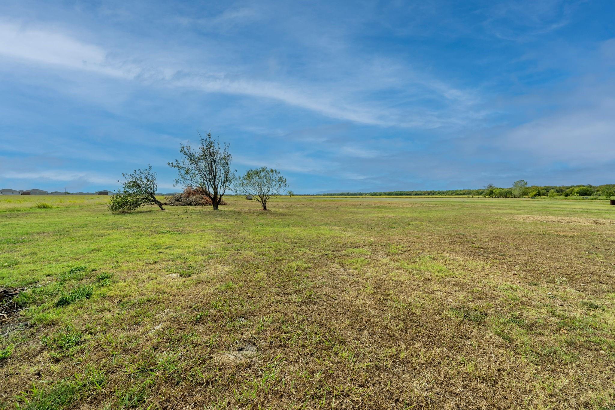 main property photo 37