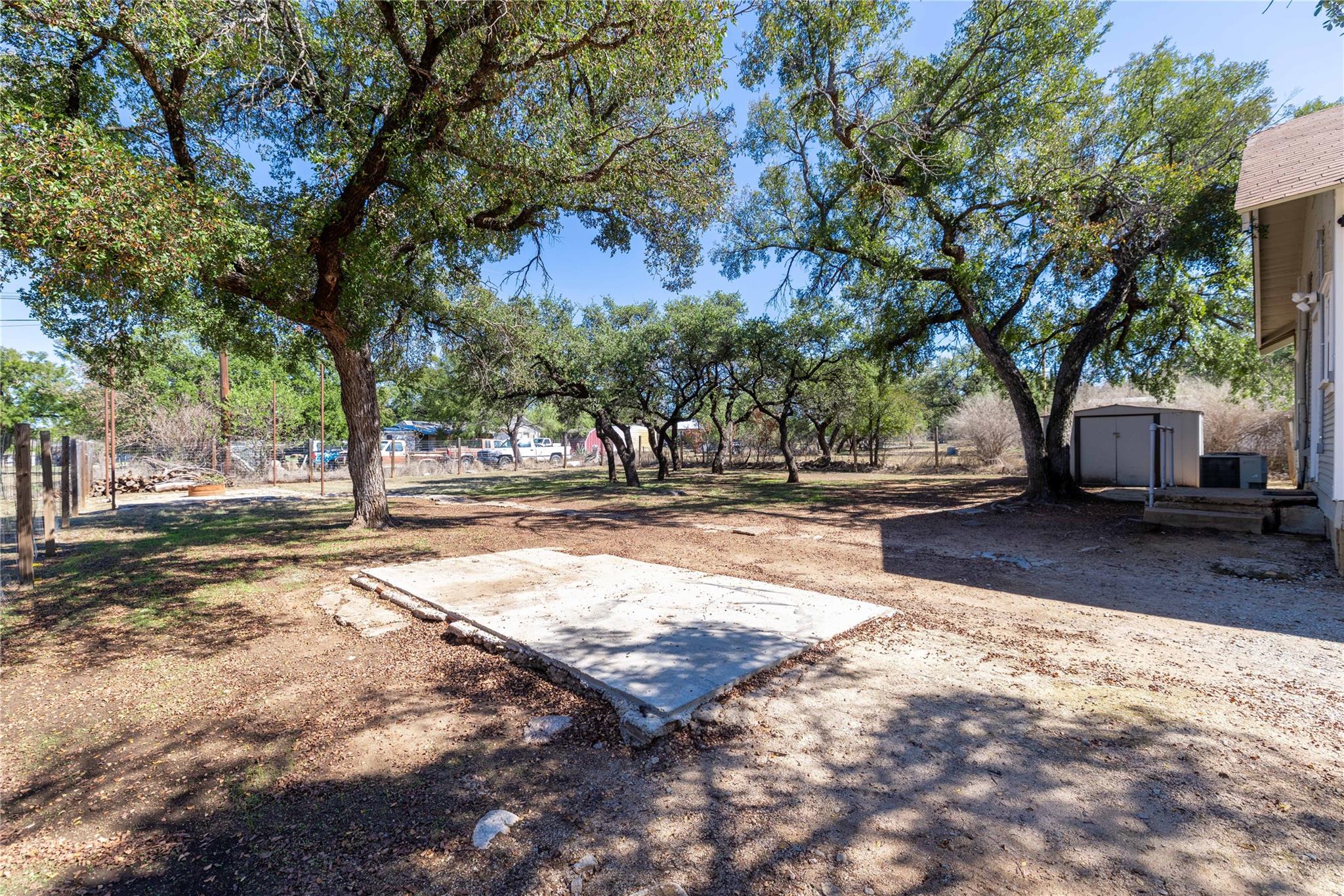 main property photo 19