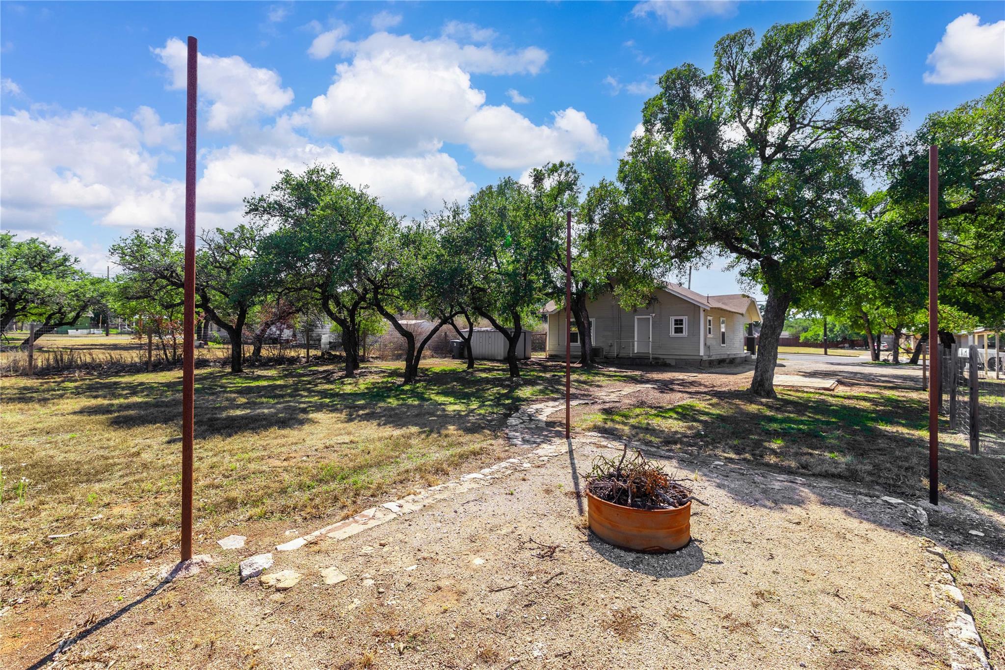 main property photo 22